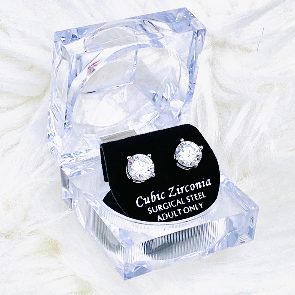 Cubic zirconia 8mm silver color stud earrings